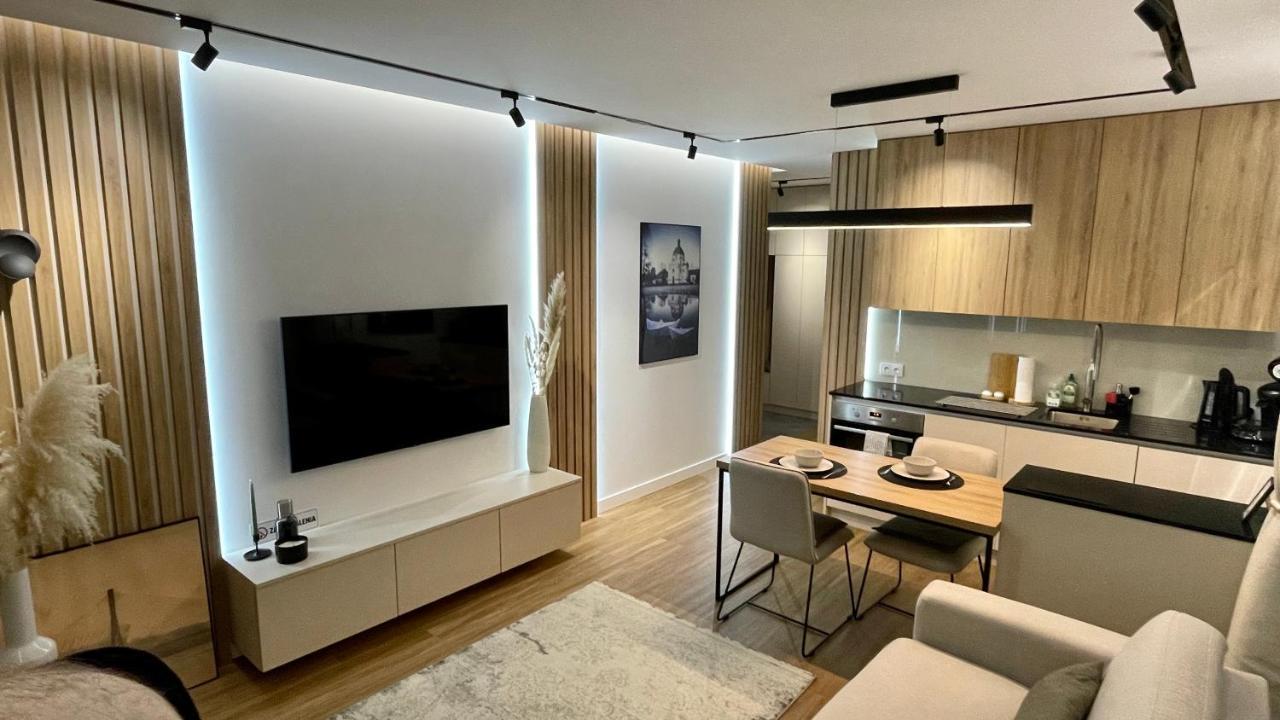 Luxury 2-Room Apartment In Praga-Polnoc Port Praski Varsovie Extérieur photo